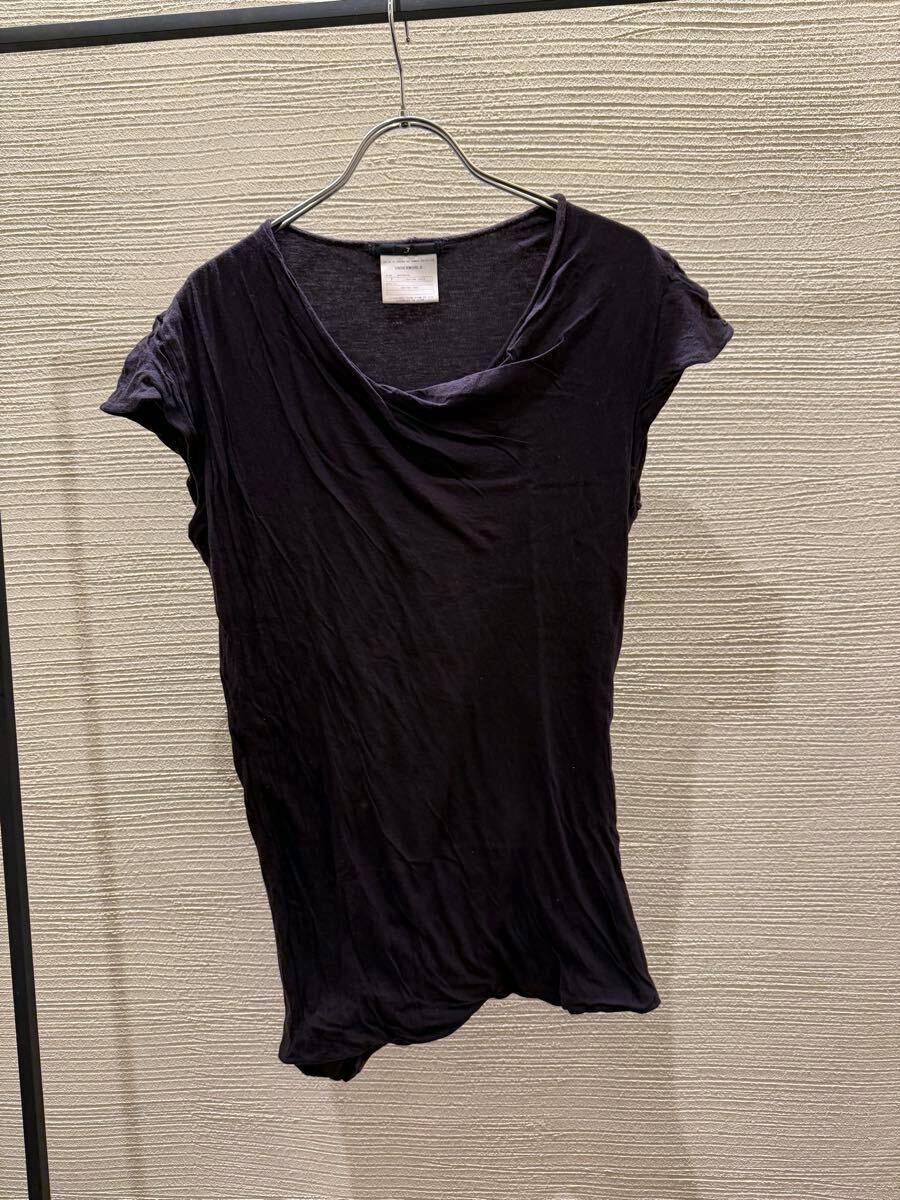 Black drape men's cotton t-shirt hanging on a hanger showing the front and collar label.