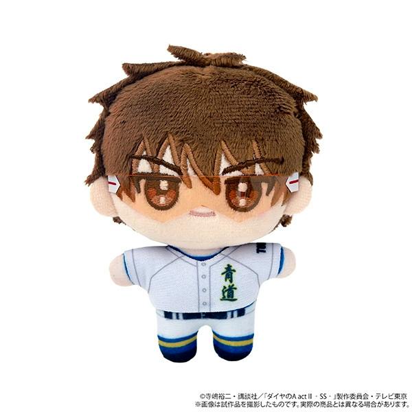 Front view of a plush keychain of 御幸 一也 wearing a baseball uniform.