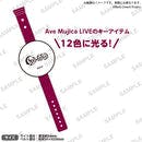 Illustration of a magenta wristband-style pen light with Japanese promotional text on a white background.
