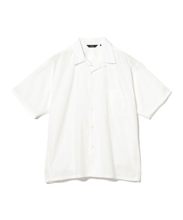 Front view of a white men's open-collar short-sleeve cotton shirt on a white background.