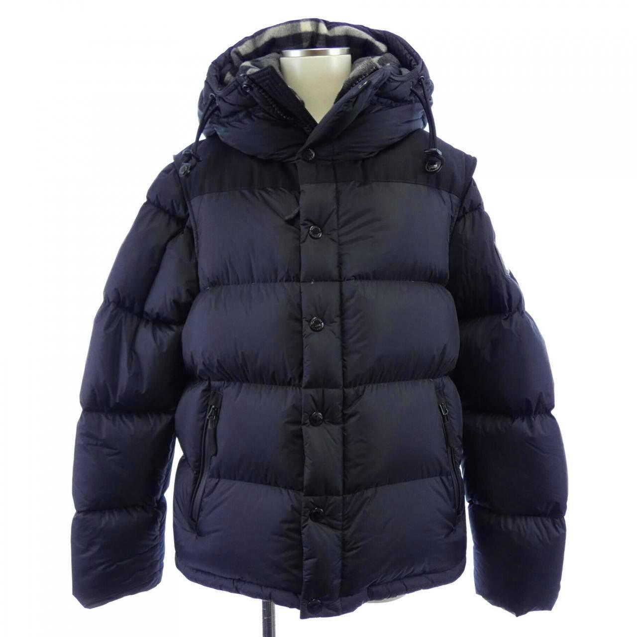 A navy men's Burberry nylon down jacket displayed on a mannequin against a white background.