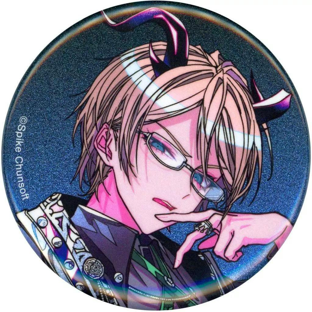 Round glitter can badge showing a close-up illustration of 十神白夜 wearing glasses and small horns.