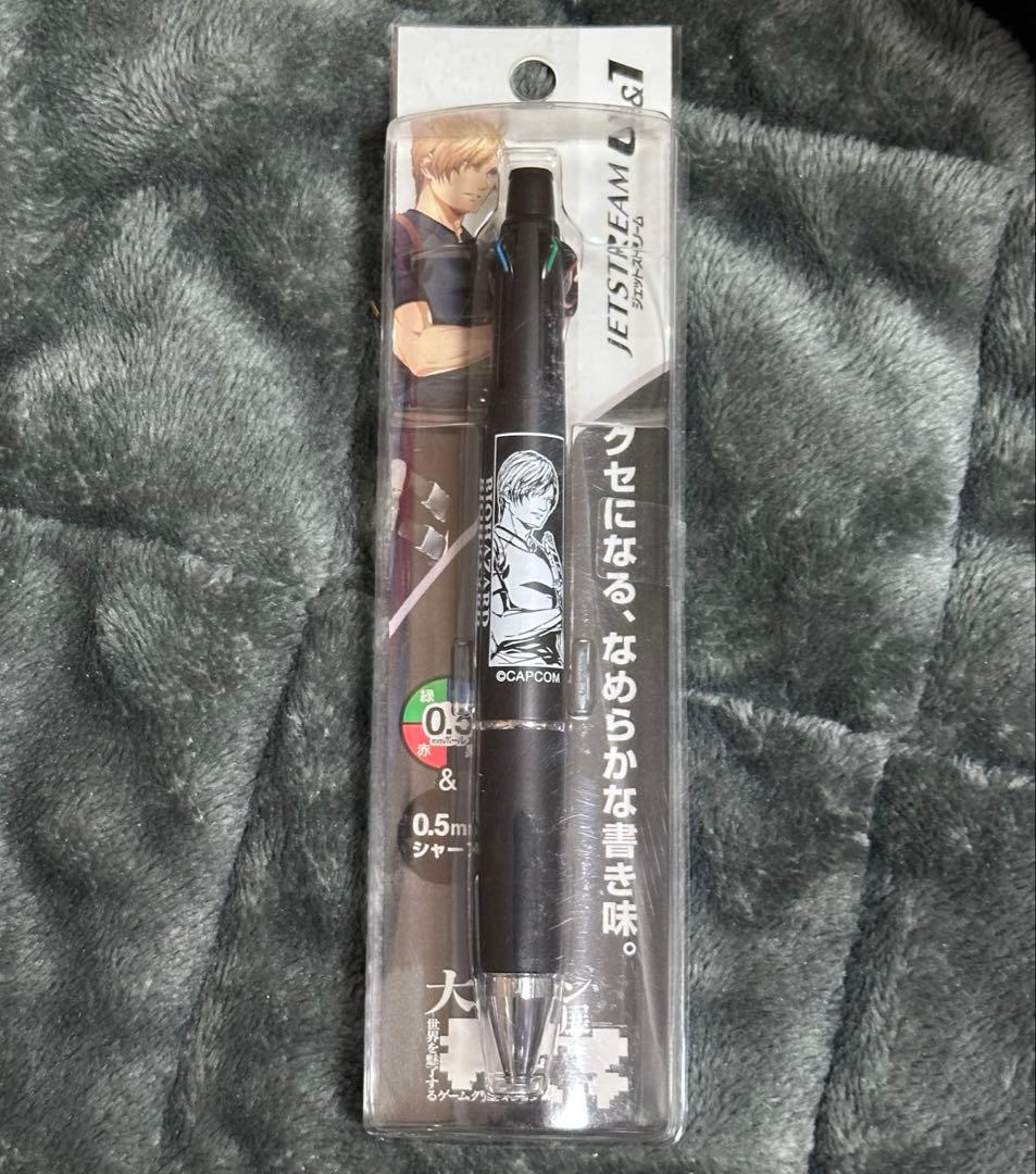 Packaged black Jetstream ballpoint pen featuring Leon artwork from Biohazard (Resident Evil).