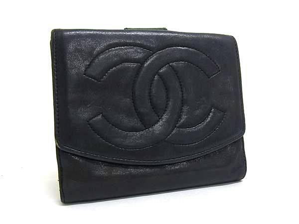 Black cow leather bi-fold wallet showing the front with a stitched interlocking CC logo.
