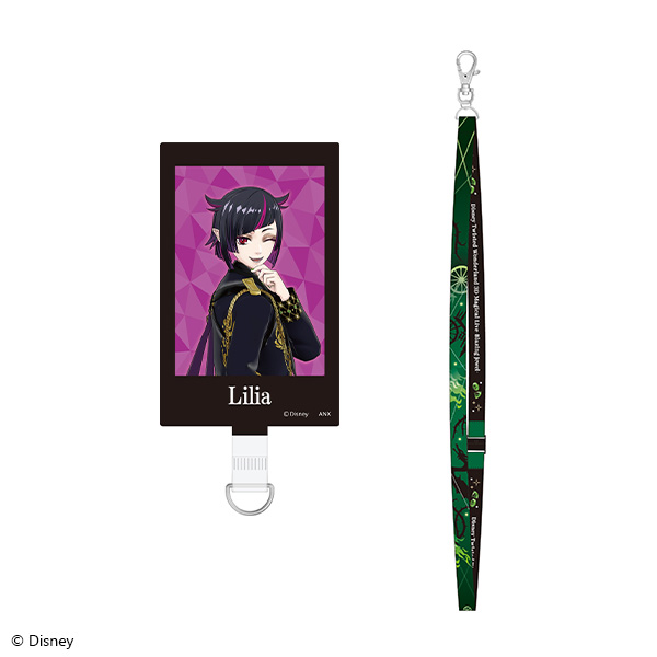 Product image showing the Lilia・ヴァンルージュ fontab with character illustration and a green patterned strap with metal clip.
