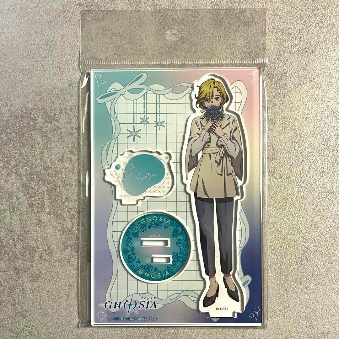 Packaged acrylic stand showing the Setsu character figure and two bases.