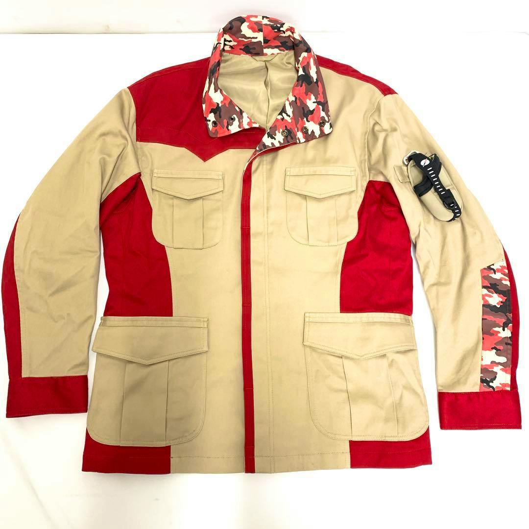 Front view of the men's cotton jacket (LL) laid flat, beige and red panels with a red/khaki camouflage collar and sleeve detail and front flap pockets.