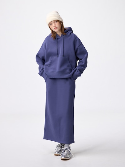 A model wearing the women's heavyweight narrow skirt shown full-length.