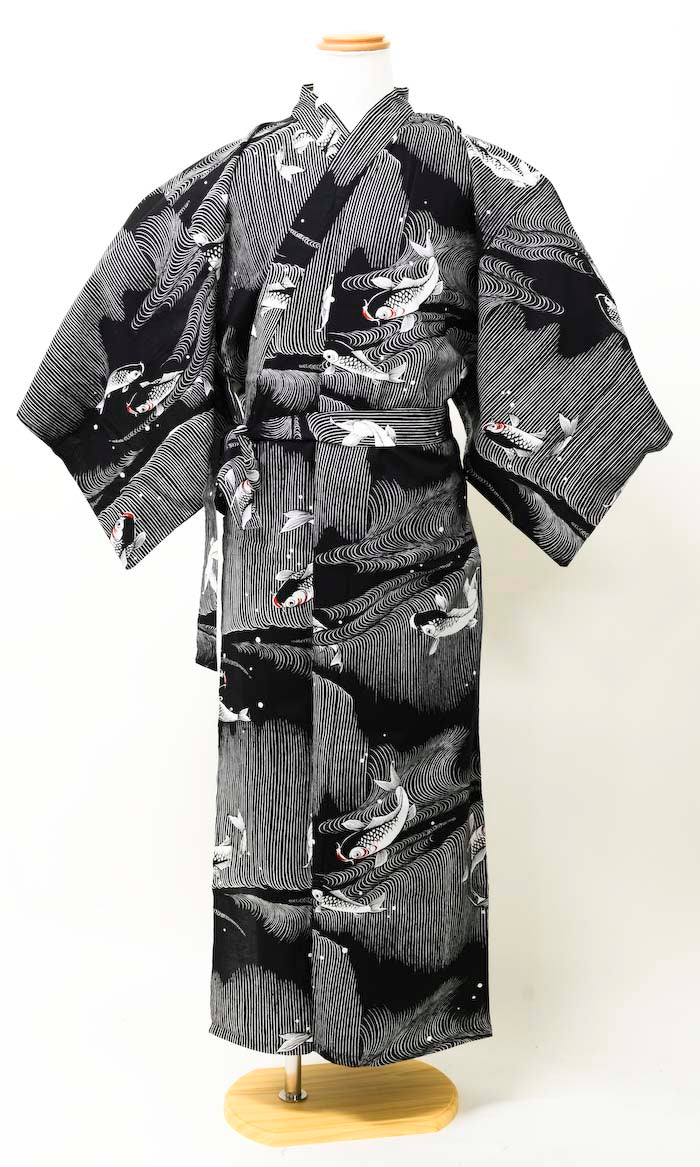 Front view of a black and gray yukata with a carp pattern displayed on a mannequin.