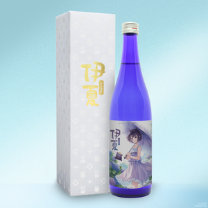 A blue bottle of Junmai Daiginjo Inatsu Season 2 720ml with an illustrated label standing next to its white box.
