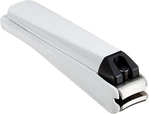 White KAI nail clipper (M) with a curved cutting edge shown from a side angle on a white background.