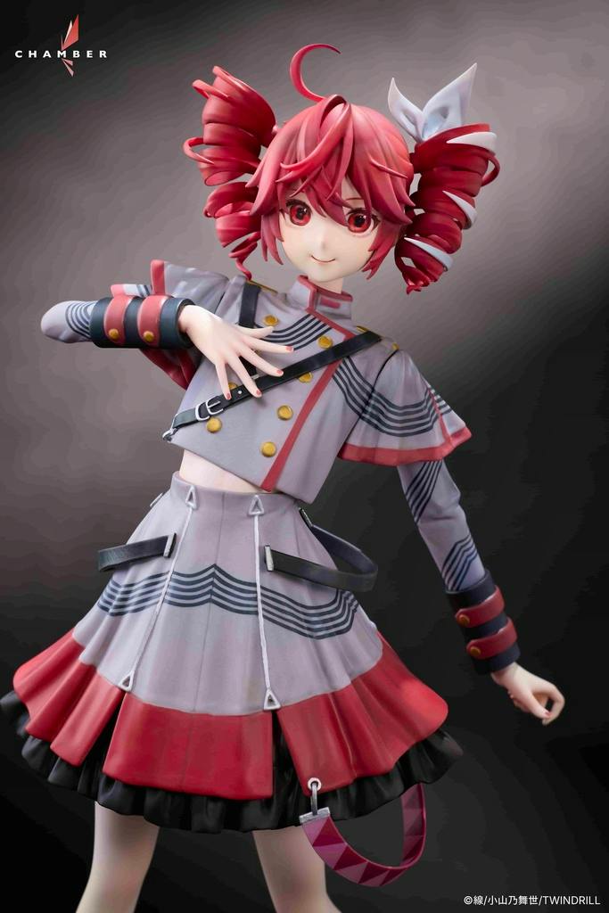 Close-up photo of the assembled 重音テトSV CHAMBER Ver. model figure showing the upper body with red twin-tail hair, a grey-and-red outfit, and detailed face sculpt.