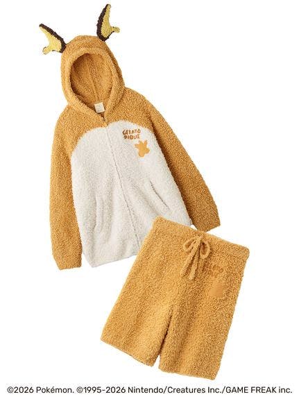 Laid-flat plush Gelato Trichu hooded jacket with ear details and matching half pants.