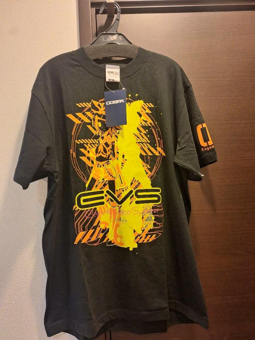 Front view of the black cotton T-shirt for 鈴音リン showing a yellow-orange graphic on the front and an attached tag.