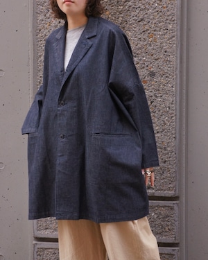 Person wearing the women's SETTO MARKET JACKET shown from the front.