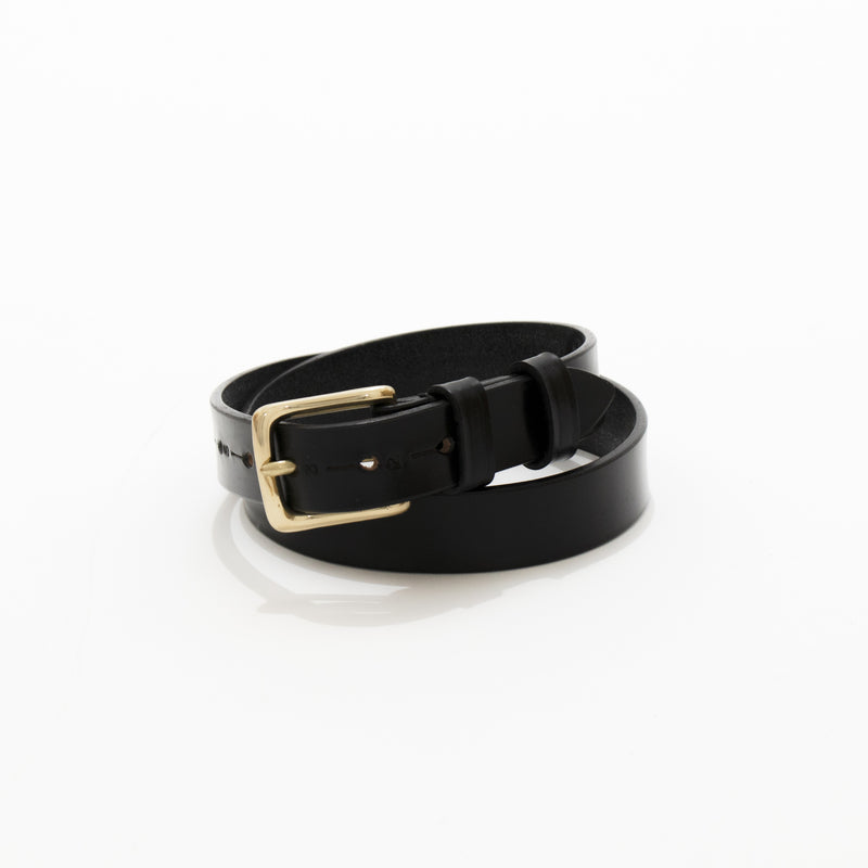A black 28mm stirrup leather belt coiled with a gold-tone buckle on a white background.