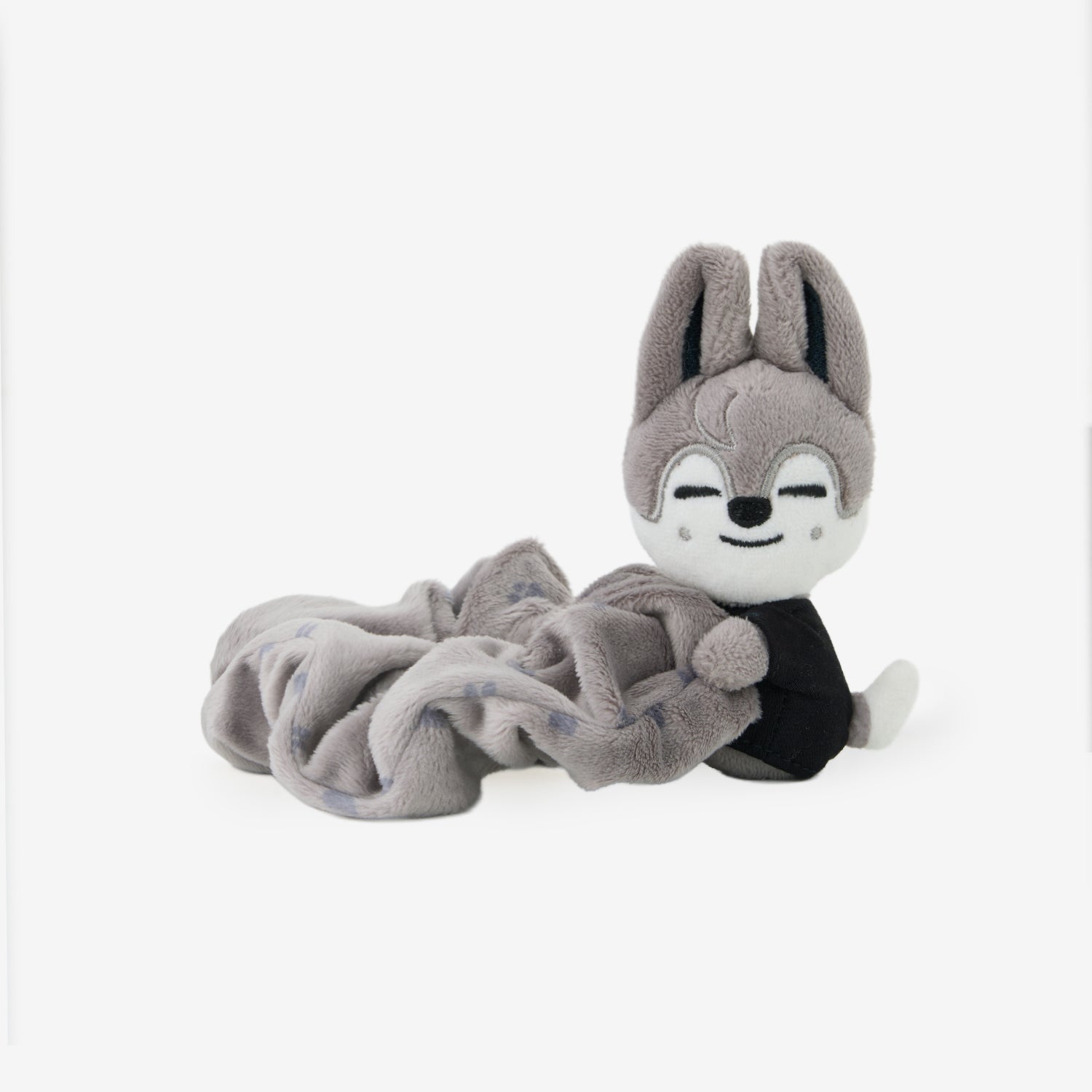 Gray scrunchie (Wolf Chan) with an attached plush character displayed on a white background.