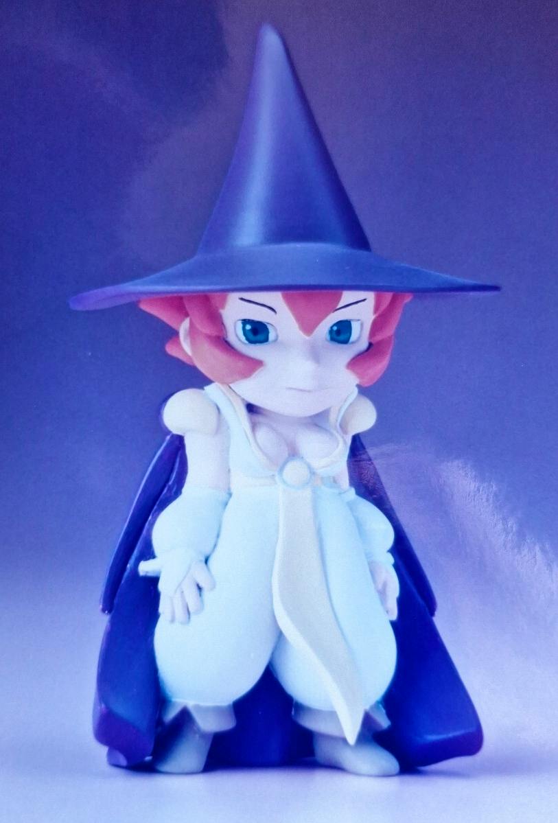 Front view of the Pocket Fighter Tabasa plastic figure in chibi style wearing a large witch hat and cape.