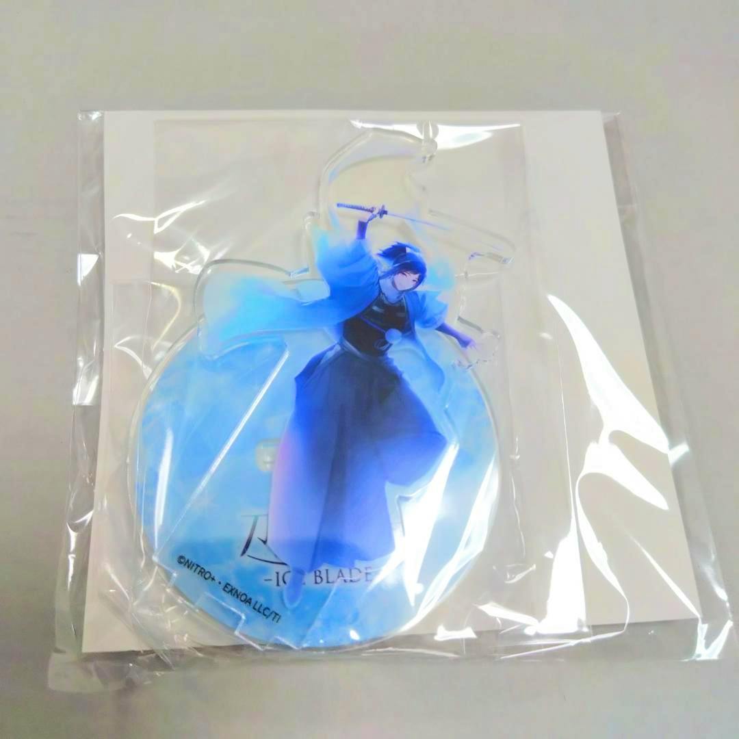 Sealed acrylic rotating stand of 刀剣乱舞 ICE BLADE character 大和守安定 shown in plastic packaging on a white background.