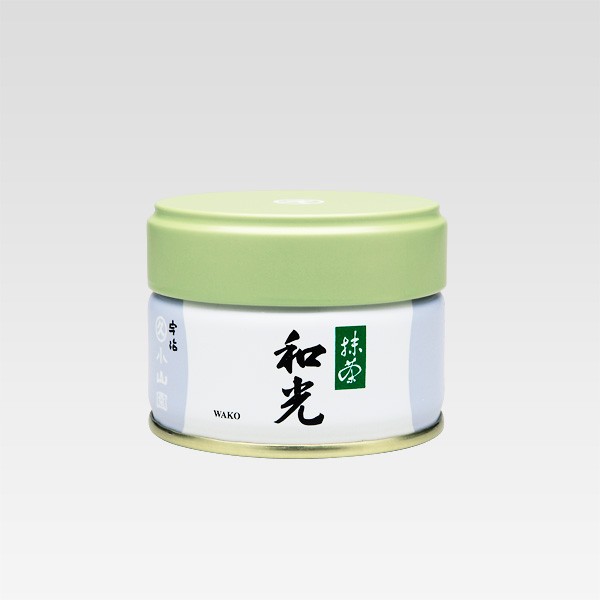 A single white tin of 和光 (Wako) matcha green tea with a pale green lid and Japanese label.